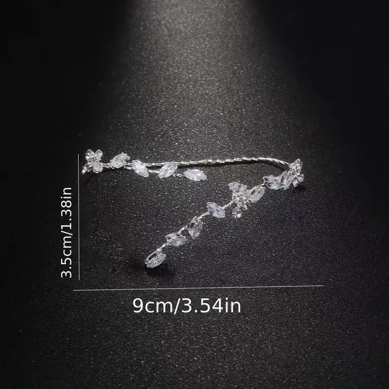 Elegant Leaf Bracelet