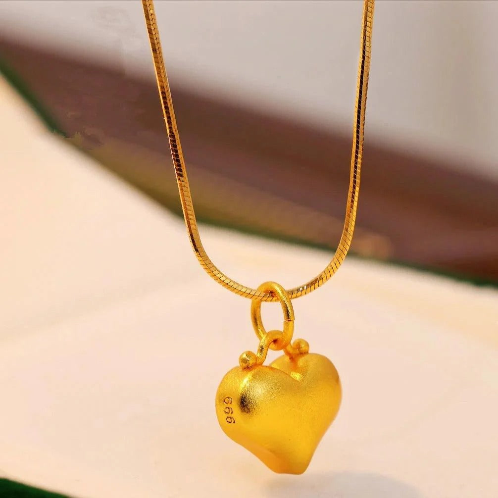 HEART SHAPE NECKLACE