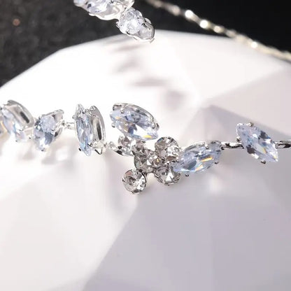 Elegant Leaf Bracelet