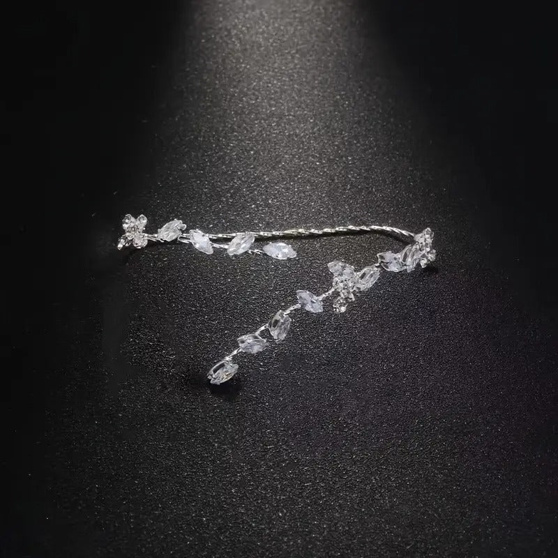 Elegant Leaf Bracelet